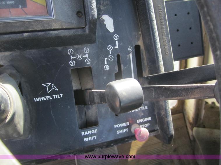 image for item B3006 1980 Case 4690 tractor