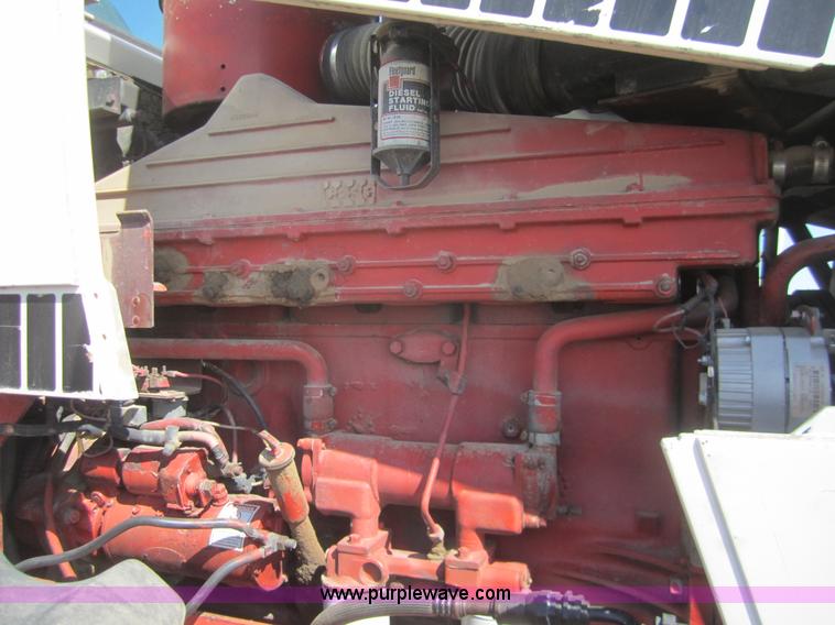 image for item B3006 1980 Case 4690 tractor