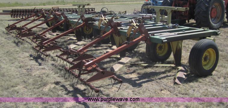 image for item B3007 1980 Noble 7x5 under cutter