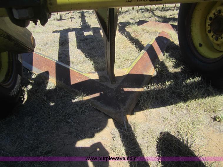 image for item B3007 1980 Noble 7x5 under cutter