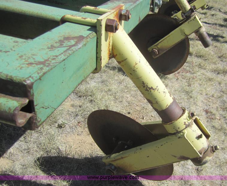 image for item B3007 1980 Noble 7x5 under cutter