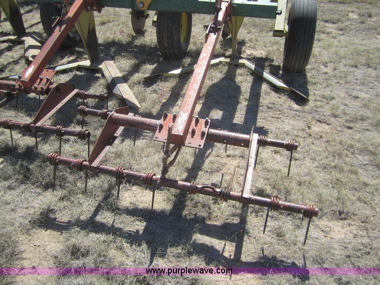 image for item B3007 1980 Noble 7x5 under cutter