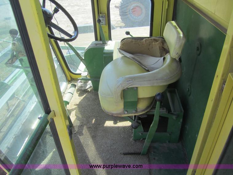 image for item B3012 1968 John Deere 95 combine with header