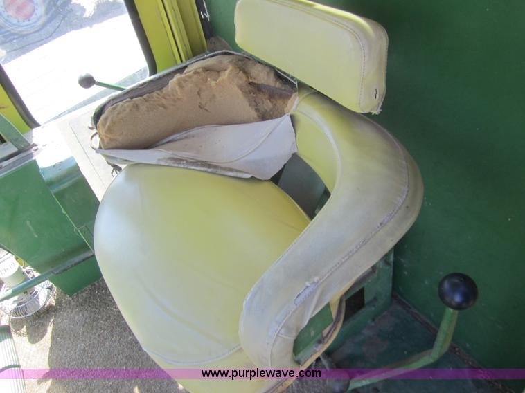 image for item B3012 1968 John Deere 95 combine with header