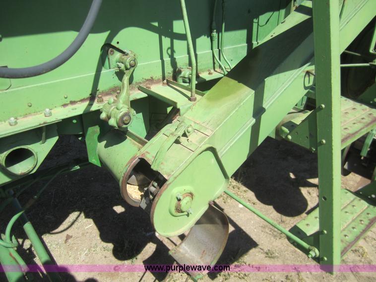 image for item B3012 1968 John Deere 95 combine with header