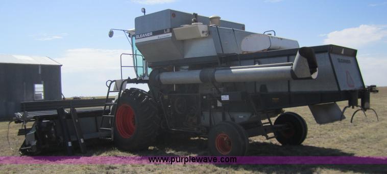 image for item B3017 1983 Gleaner L3 combine with header