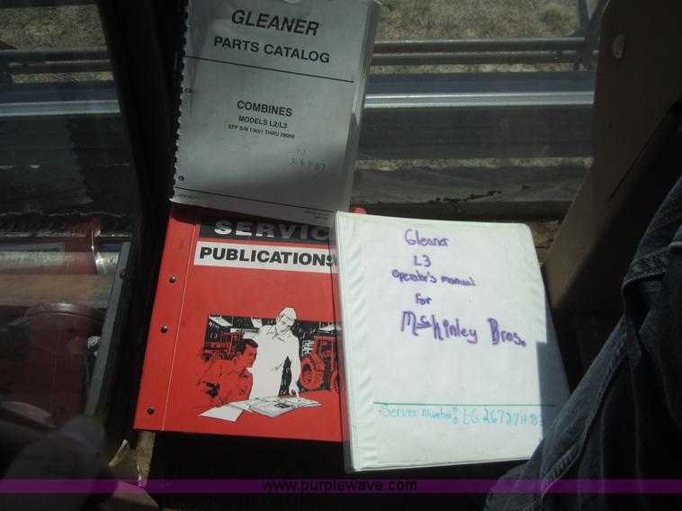 image for item B3017 1983 Gleaner L3 combine with header