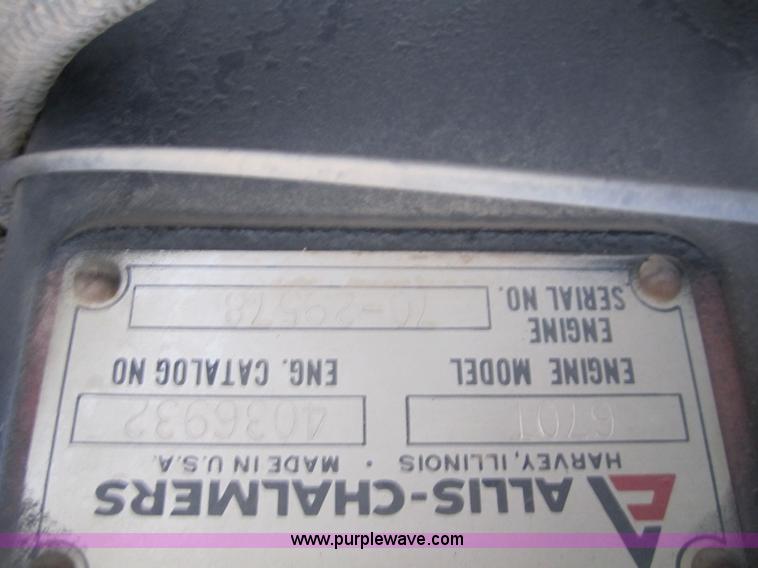 image for item B3017 1983 Gleaner L3 combine with header