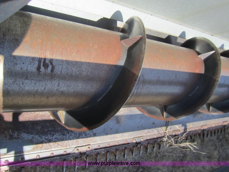 image for item B3017 1983 Gleaner L3 combine with header