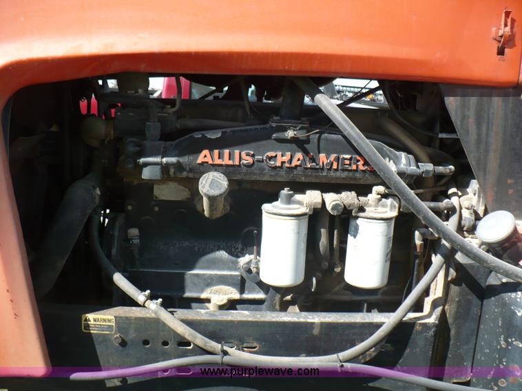 image for item B6008 1978 Allis Chalmers 7020 tractor
