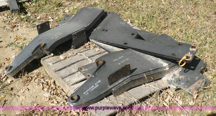 image for item B6010 Buhler 2795HD tractor loader