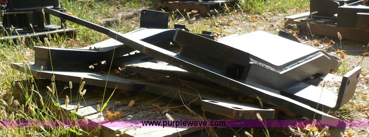 image for item B6010 Buhler 2795HD tractor loader