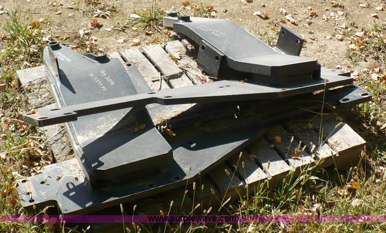 image for item B6010 Buhler 2795HD tractor loader