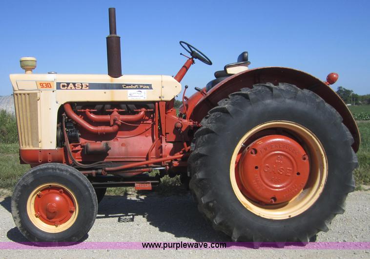 image for item C5021 Case 930 tractor