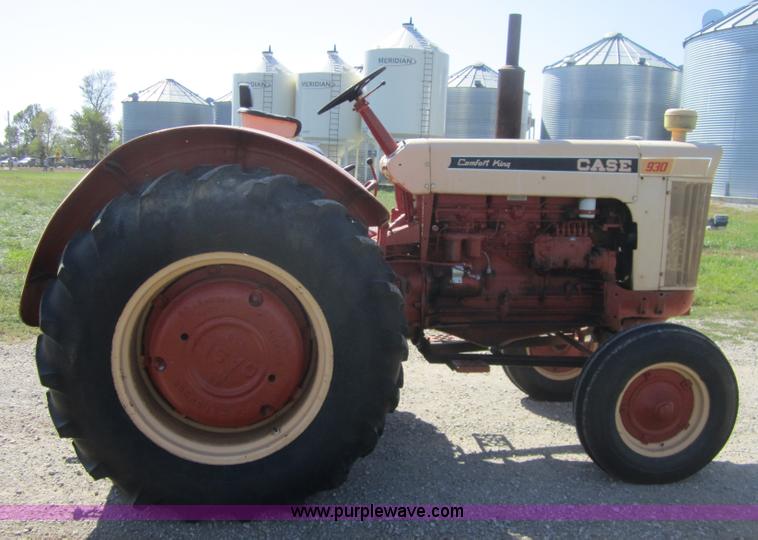 image for item C5021 Case 930 tractor