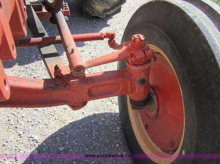 image for item C5021 Case 930 tractor