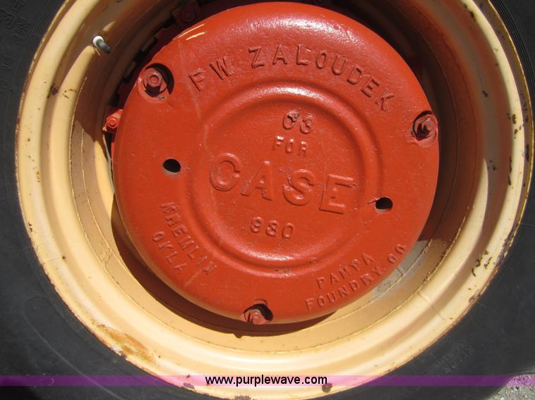 image for item C5021 Case 930 tractor