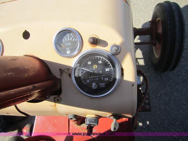 image for item C5021 Case 930 tractor