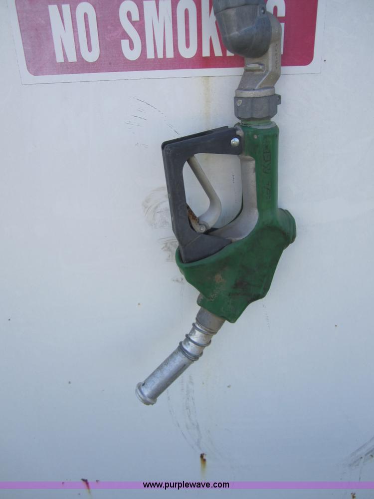 image for item C5025 1,000 gallon steel fuel tank