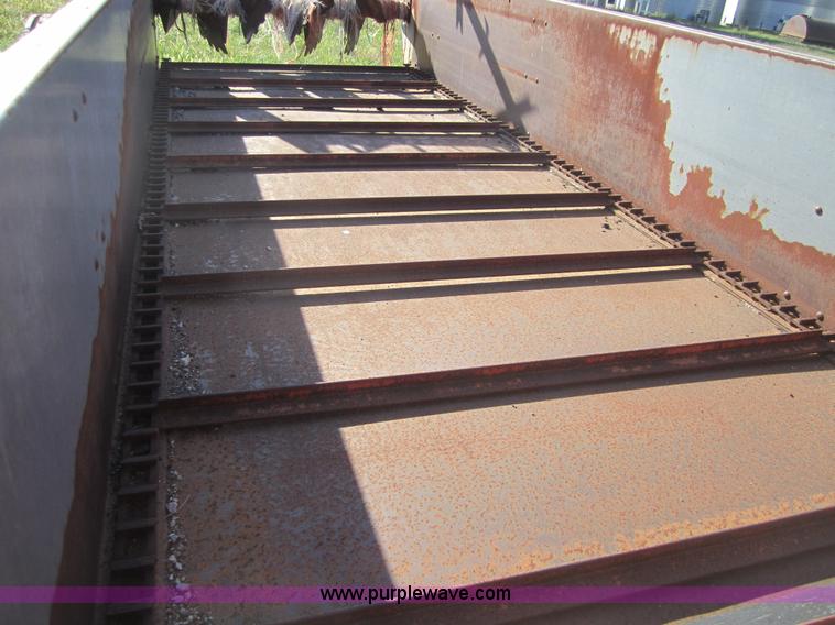 image for item C5028 Gehl MS25 manure spreader