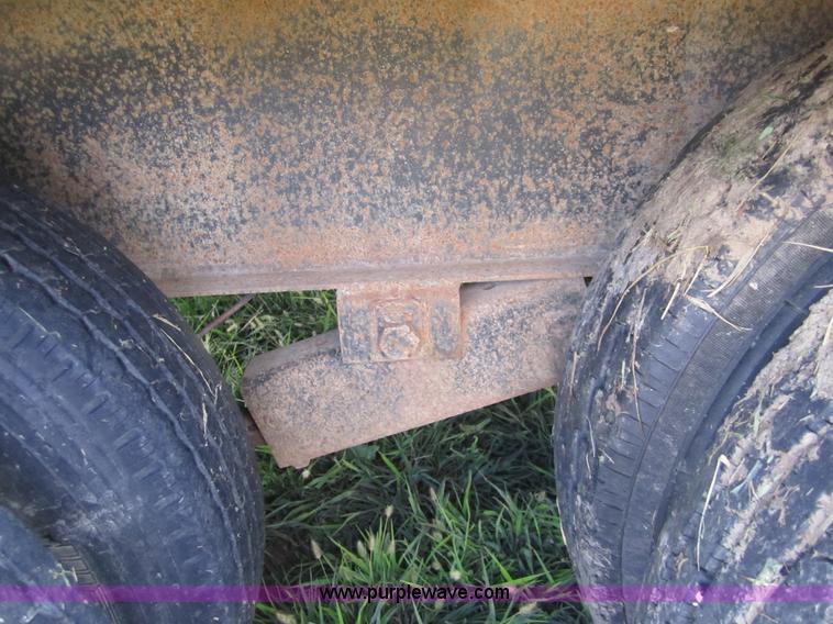 image for item C5029 1999 Texas Bragg 30' flatbed trailer