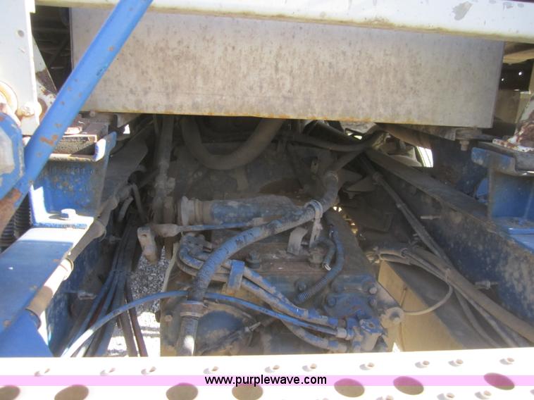 image for item C5031 1989 Freightliner FLA semi truck