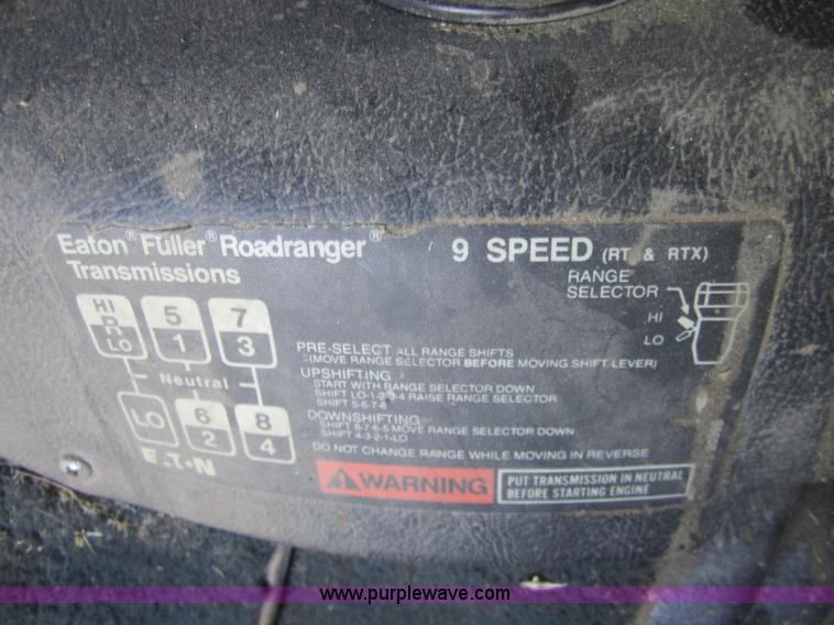 image for item C5031 1989 Freightliner FLA semi truck