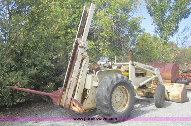 image for item C5066 Allis Chalmers I600 tractor