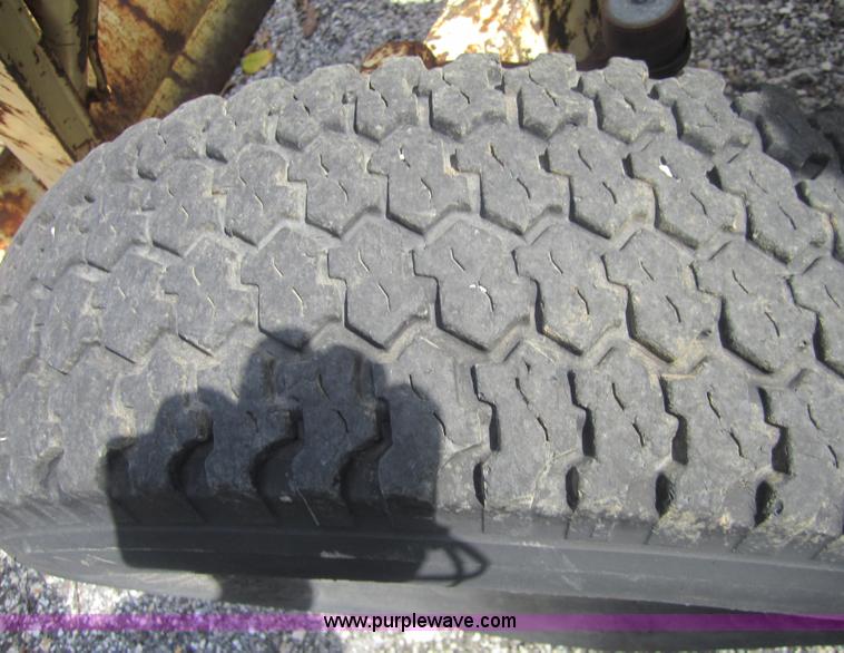 image for item C5066 Allis Chalmers I600 tractor