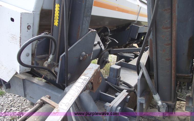 image for item C5654 1999 CrustBuster 4030 30' drill