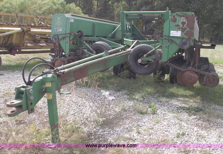 image for item C5655 Great Plains 2SF24 24' drill