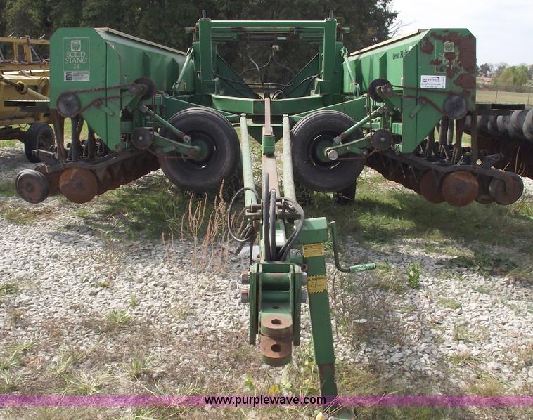 image for item C5655 Great Plains 2SF24 24' drill