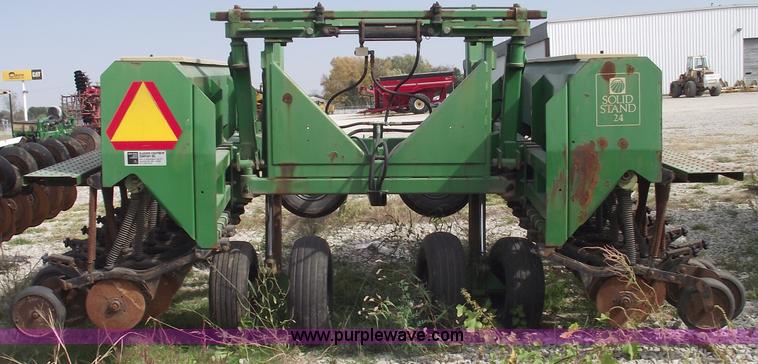 image for item C5655 Great Plains 2SF24 24' drill