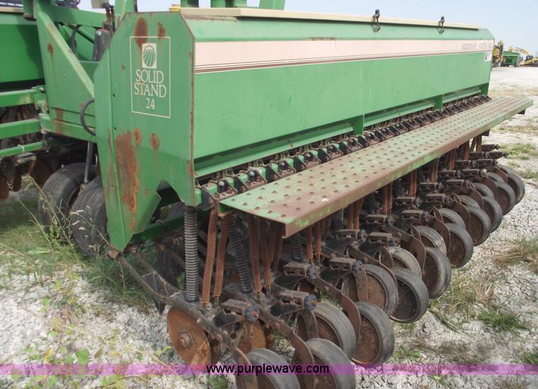 image for item C5655 Great Plains 2SF24 24' drill