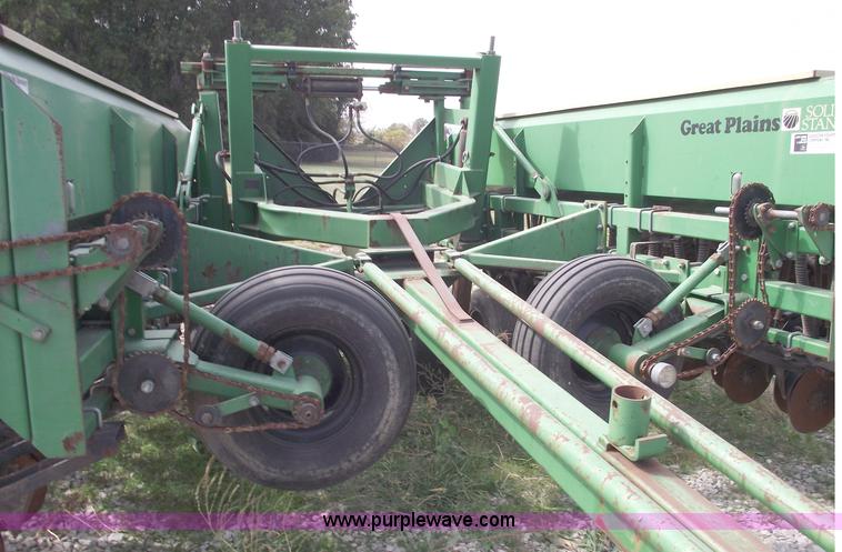 image for item C5655 Great Plains 2SF24 24' drill