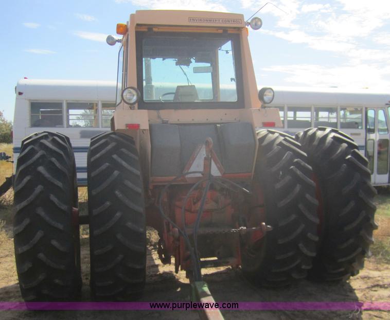 image for item C9858 1974 Case 1370 tractor