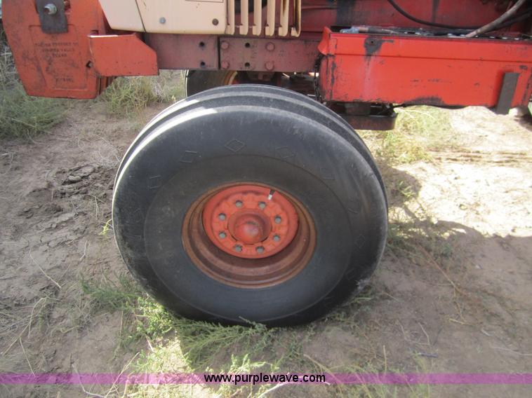 image for item C9858 1974 Case 1370 tractor