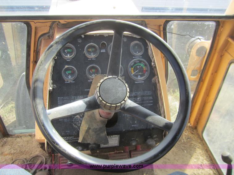 image for item C9858 1974 Case 1370 tractor