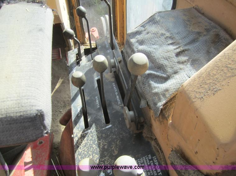 image for item C9858 1974 Case 1370 tractor