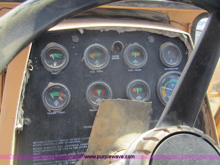 image for item C9858 1974 Case 1370 tractor