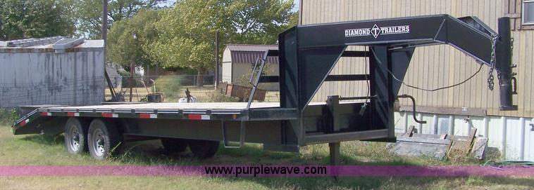 image for item D8529 2002 Diamond Trailers 25' x 8' goose neck trailer