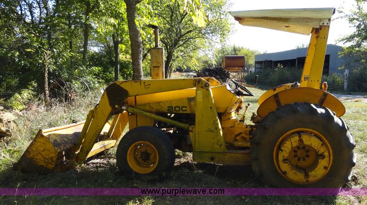 image for item F9370 Massey-Ferguson 20C tractor