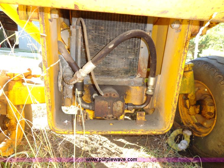 image for item F9370 Massey-Ferguson 20C tractor