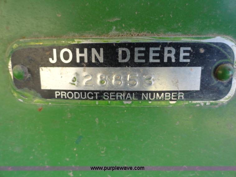 image for item F9388 John Deere 653A six row crop head