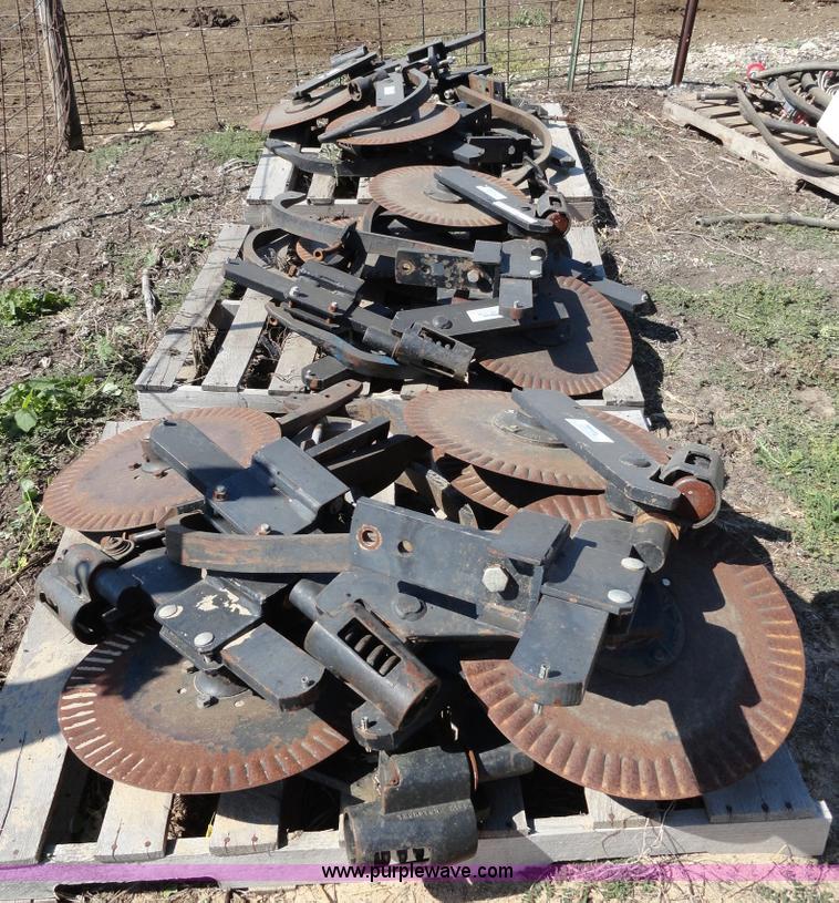 image for item F9390 (13) Blu-Jet anhydrous ammonia shanks and openers