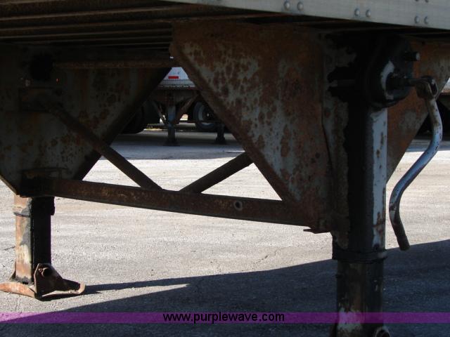 image for item A1486 1986 Trailmobile 45' semi trailer