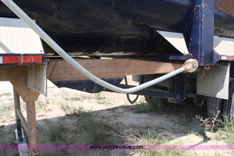 image for item A2316 1999 Western 26' end dump trailer