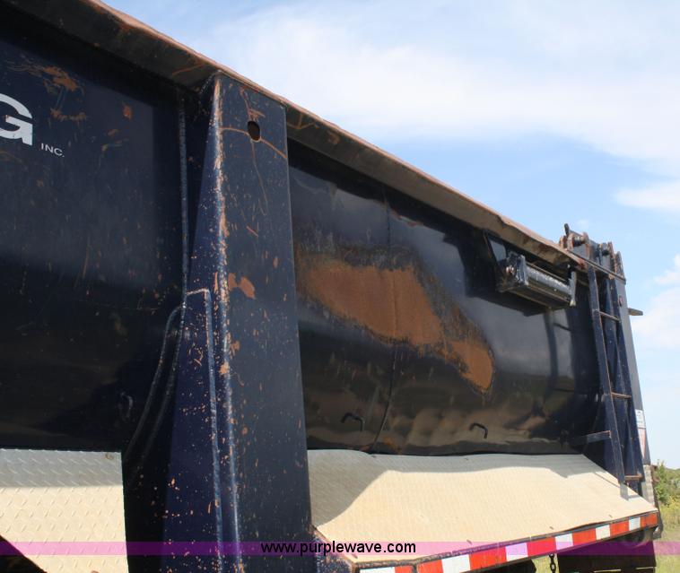 image for item A2316 1999 Western 26' end dump trailer