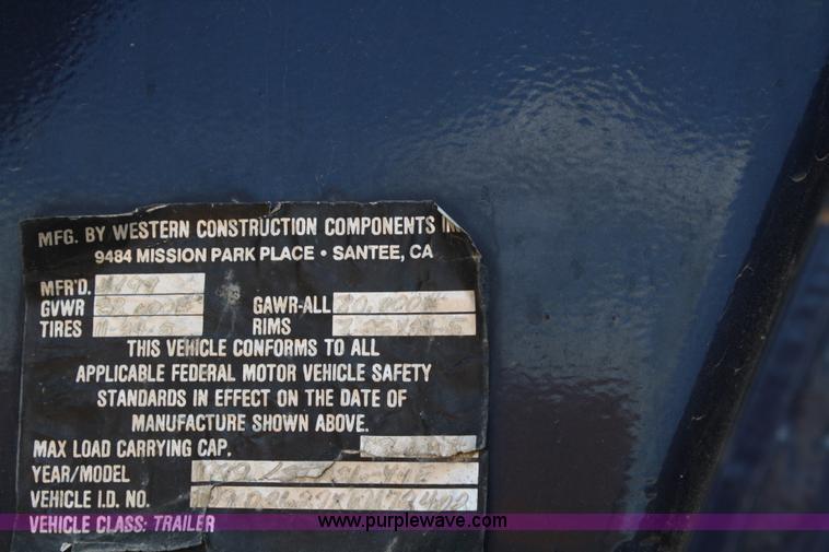 image for item A2316 1999 Western 26' end dump trailer