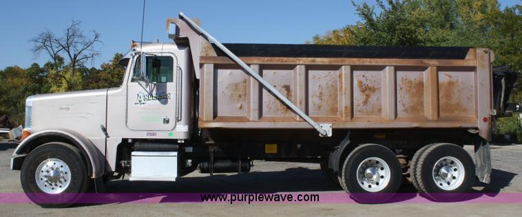 image for item A2458 2000 Peterbilt 378 dump truck